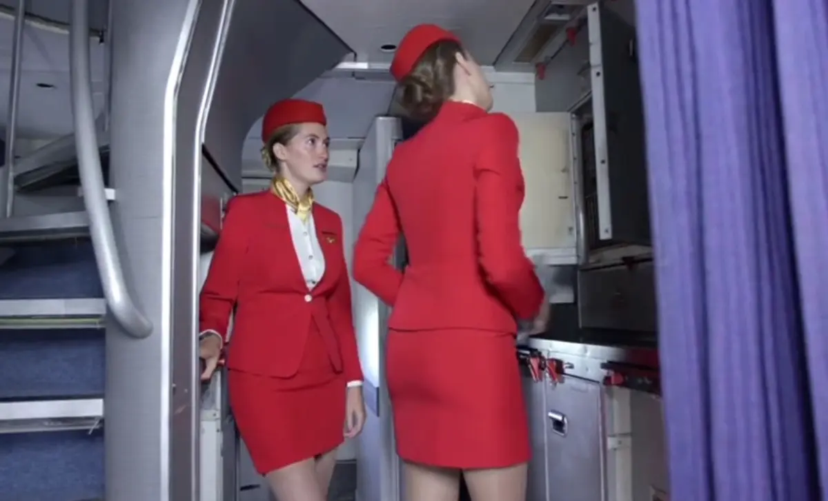 《法国空姐2019(多塞尔航空)》资源下载-法国空姐手机免费观看全集-HD高清在线播放完整版